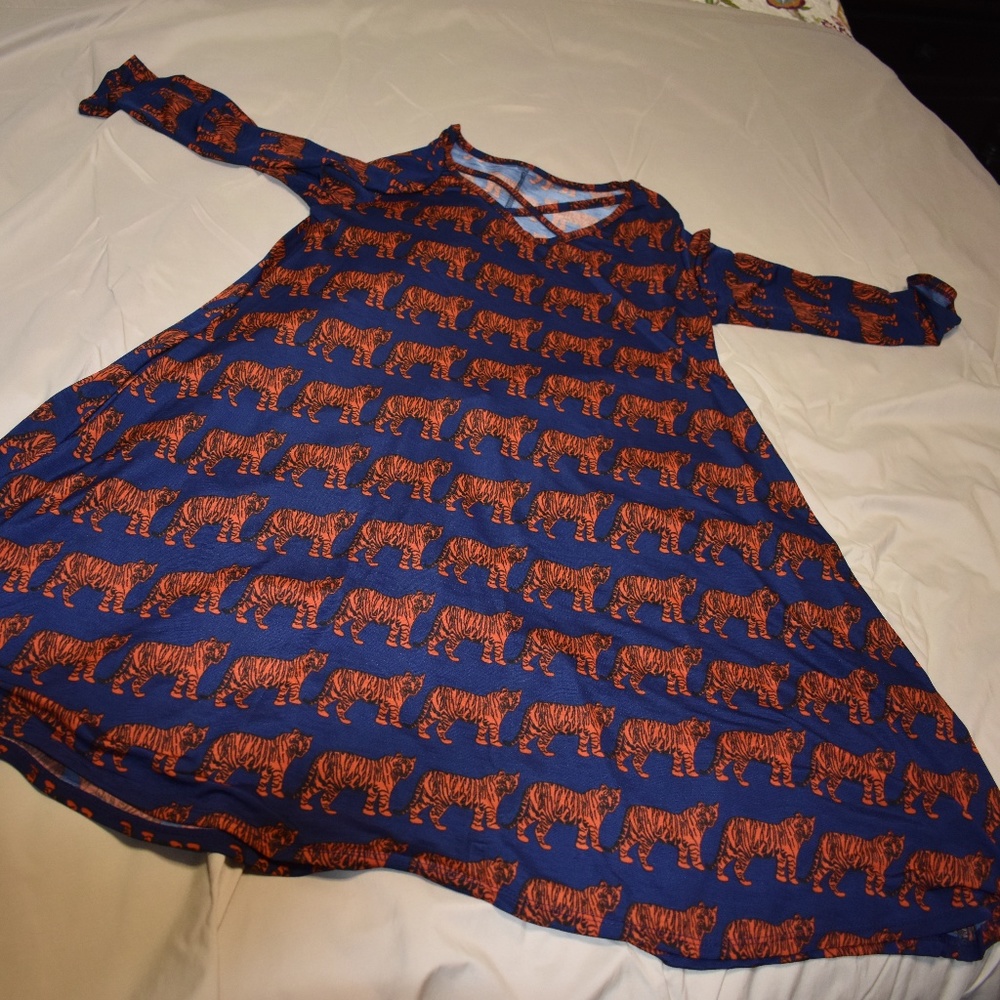 Tunic Top - Picture 2 of 2